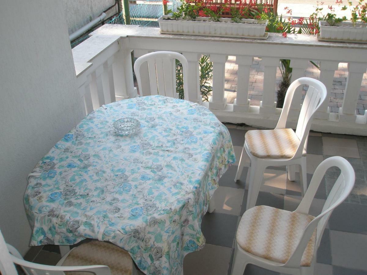 Anna Villa Balatonlelle Luaran gambar